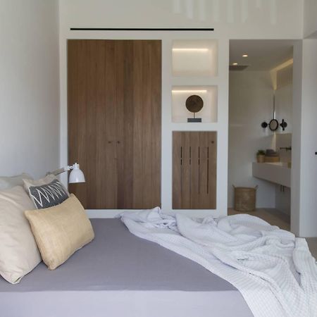 Hide Out Suites Mylopotas Bilik gambar