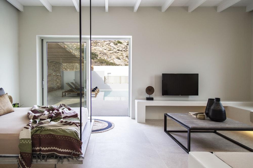 Hide Out Suites Mylopotas Luaran gambar