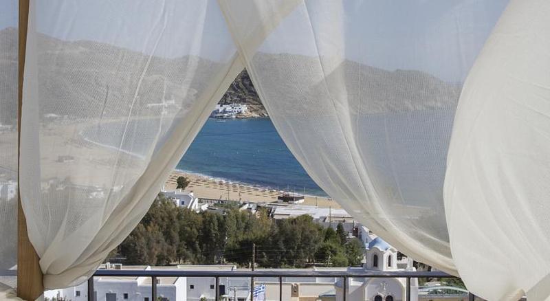Hide Out Suites Mylopotas Luaran gambar